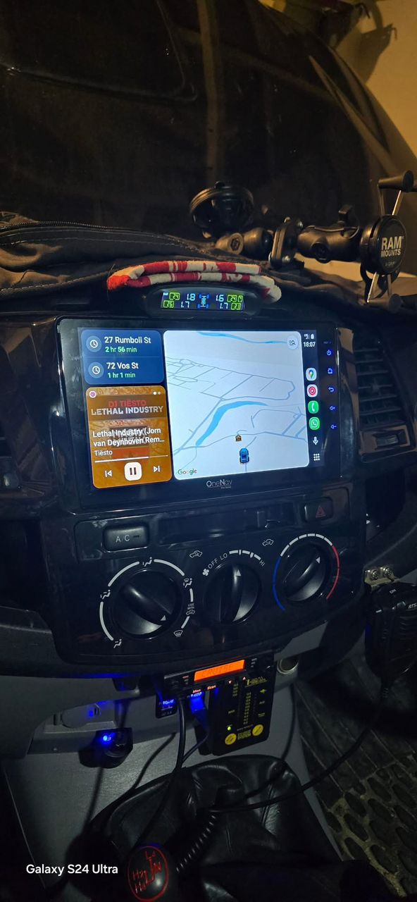 Toyota Hilux Touch Screen Radio