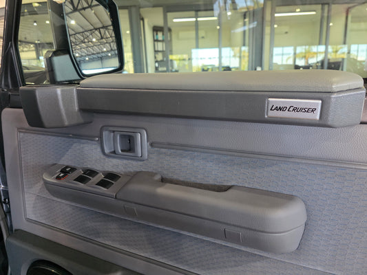 LC Arm Rests